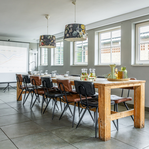 Vergadering in de Bedstee Boerderij